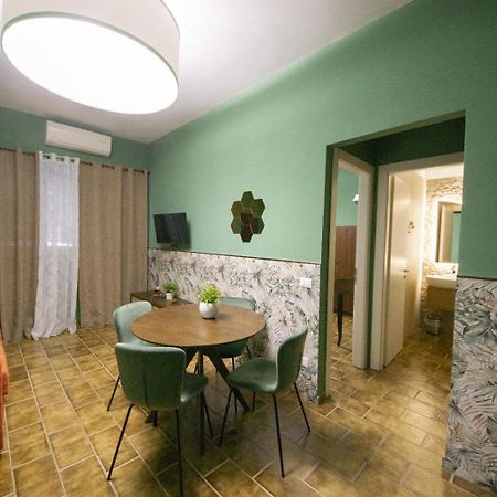 Flowers House Casa Vacanze 那不勒斯 外观 照片