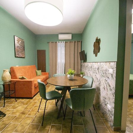 Flowers House Casa Vacanze 那不勒斯 外观 照片