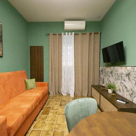 Flowers House Casa Vacanze 那不勒斯 外观 照片