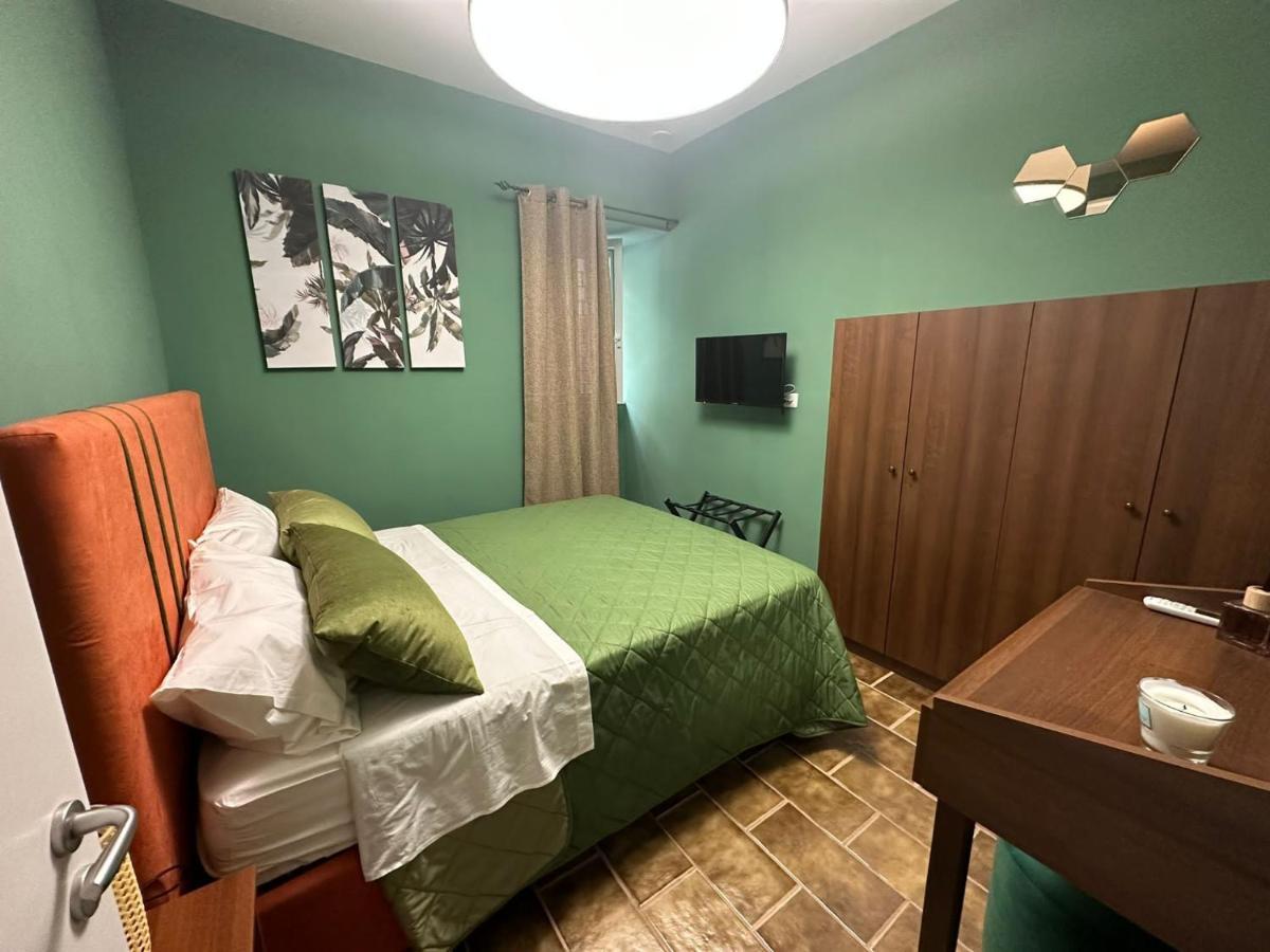 Flowers House Casa Vacanze 那不勒斯 外观 照片