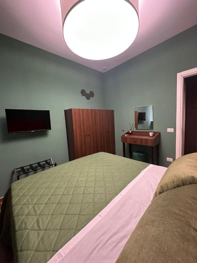 Flowers House Casa Vacanze 那不勒斯 外观 照片